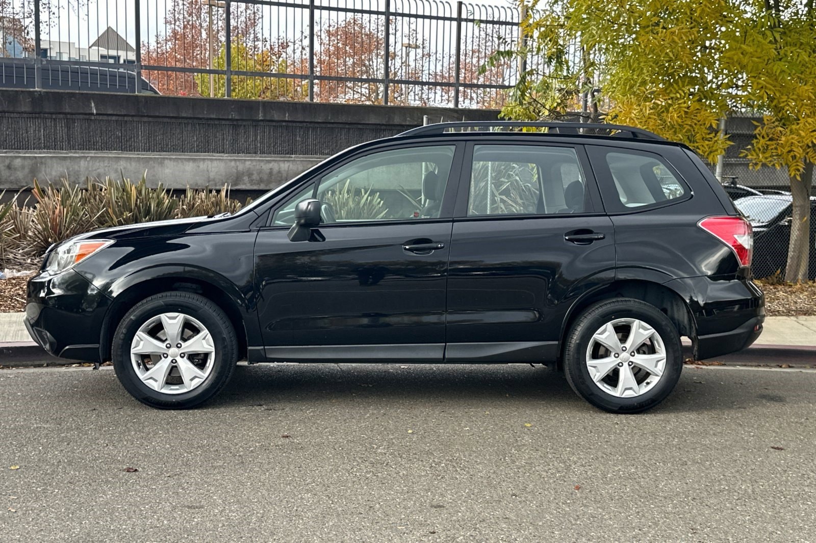 Used 2016 Subaru Forester i with VIN JF2SJABC6GH412312 for sale in Walnut Creek, CA