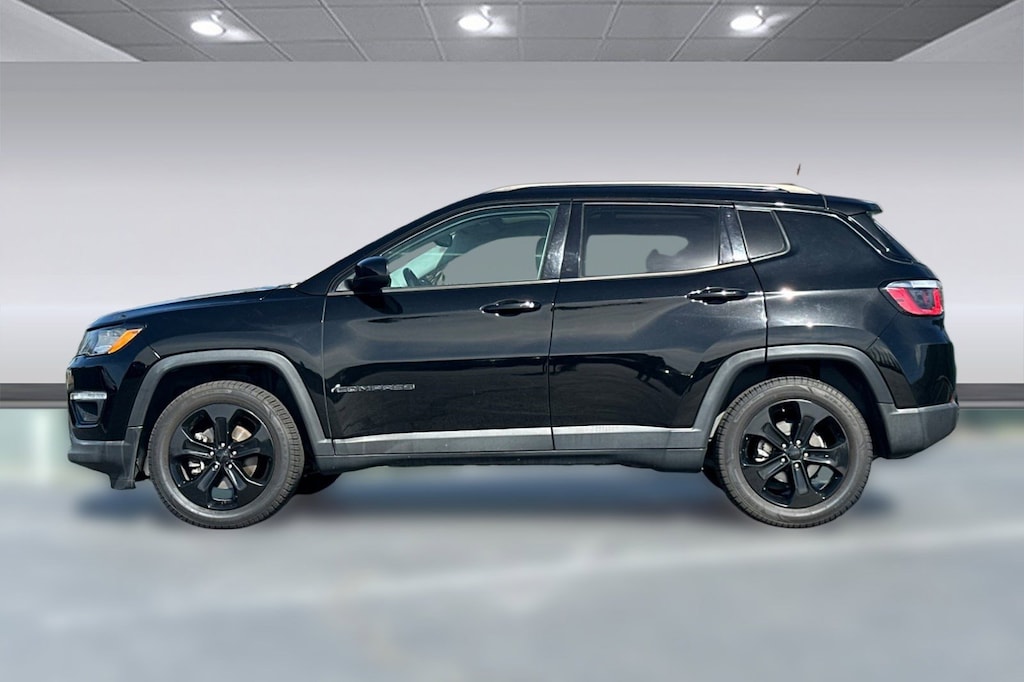 Used 2018 Jeep Compass Altitude FWD SUV