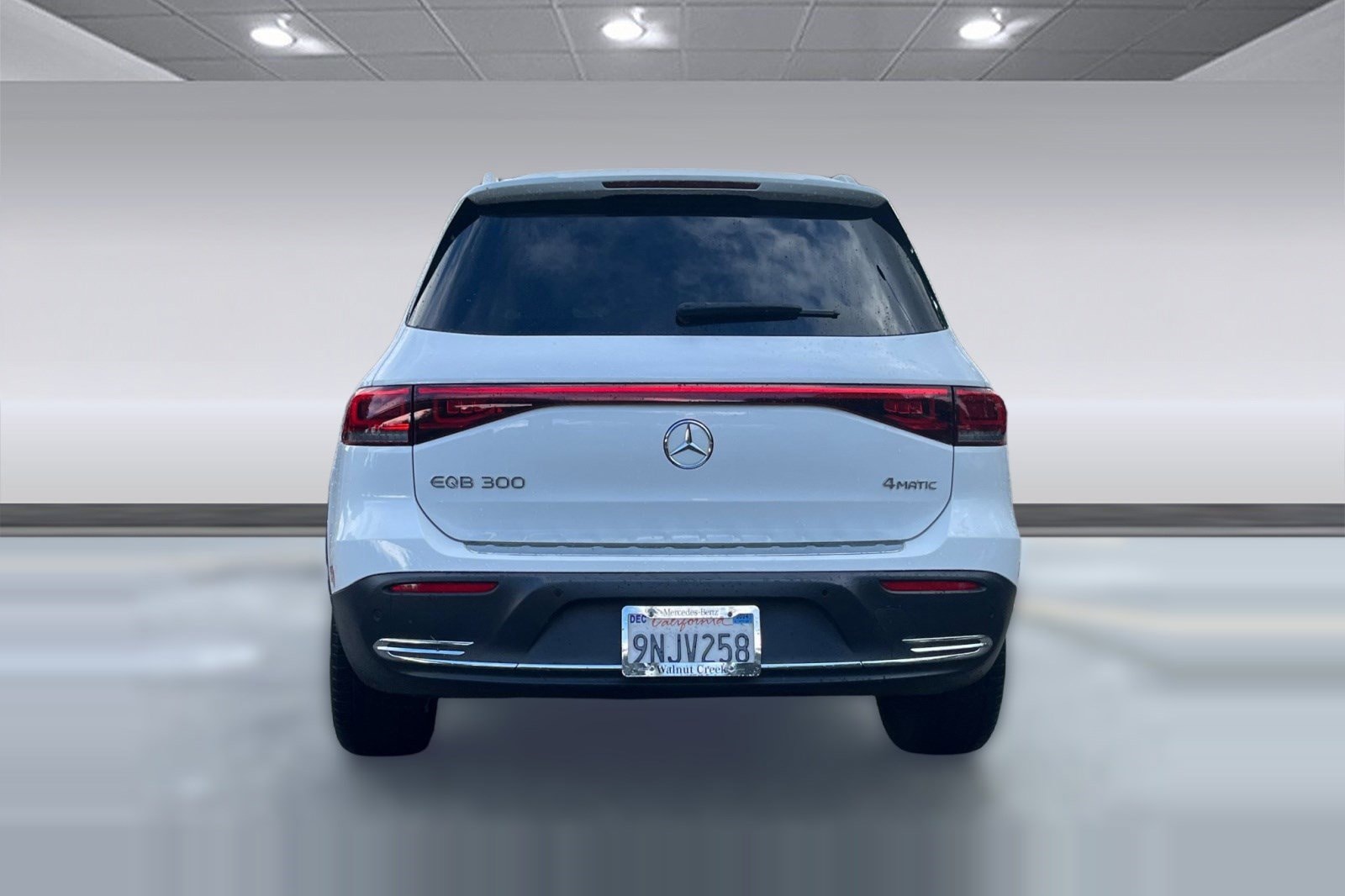 2023 Mercedes-Benz EQB 300 4MATIC SUV photo 5