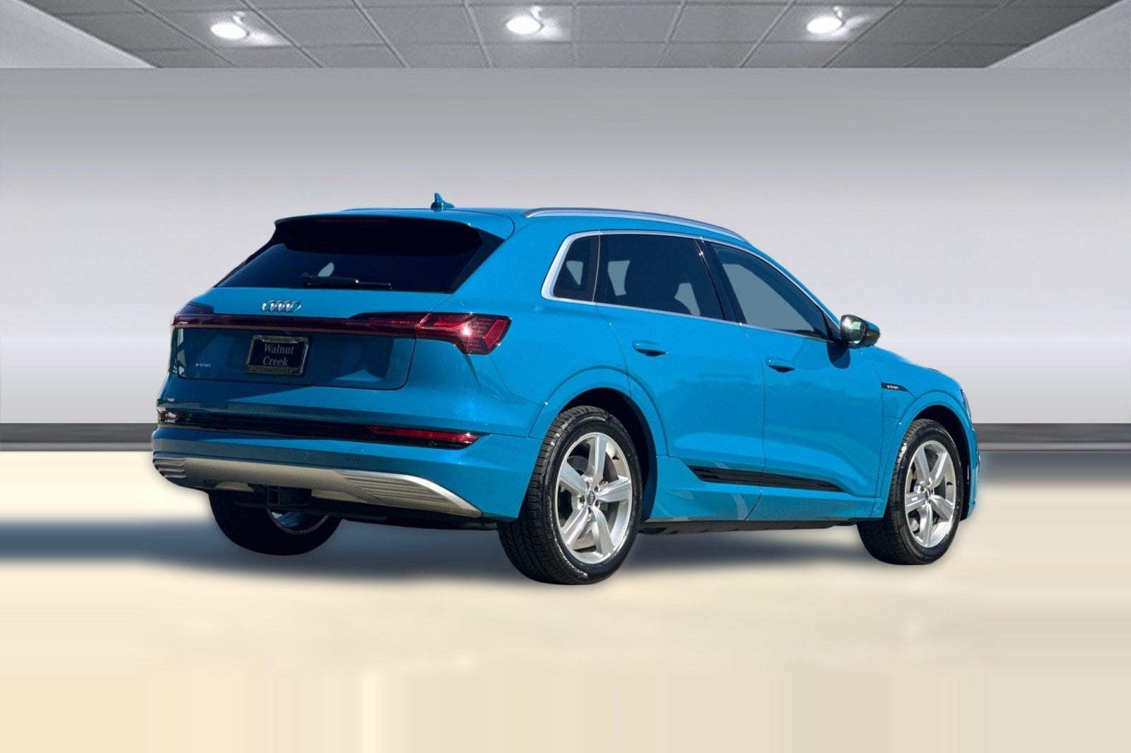 E-tron Prestige Quattro SUV