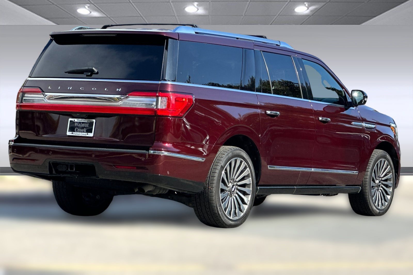 2019 Lincoln Navigator L Reserve photo 3