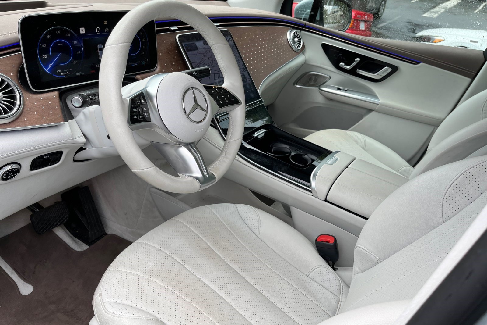 2023 Mercedes Benz EQE SUV 350 4MATIC photo 3