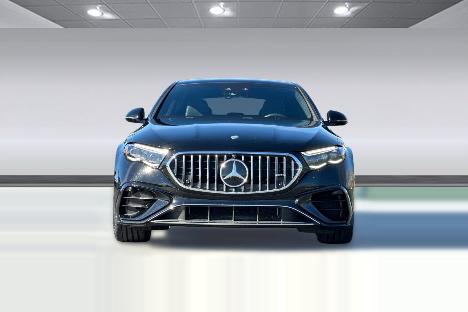 2025 Mercedes-Benz E-Class Coupe photo 5