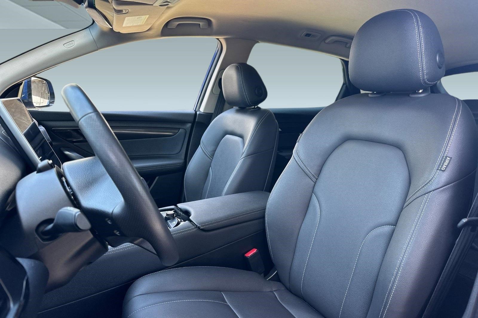 2023 VinFast VF 8 Eco AWD 82 kWh photo 4