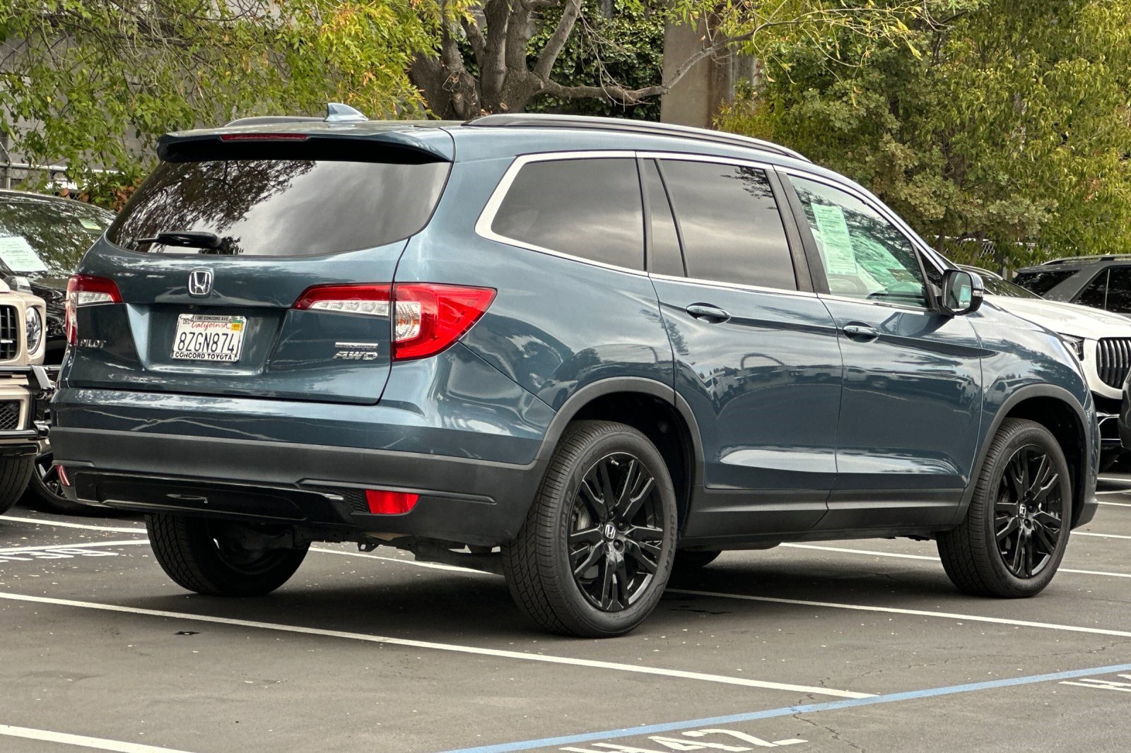 2022 Honda Pilot Special Edition photo 3