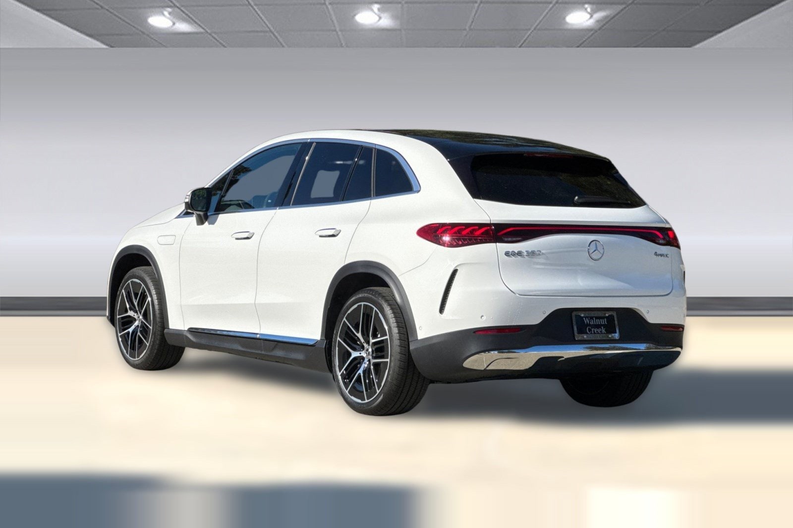 2026 Mercedes-Benz EQE SUV Base - Photo 3