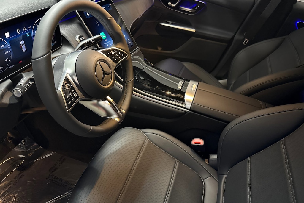 New 2026 Mercedes-Benz GLC 300 SUV