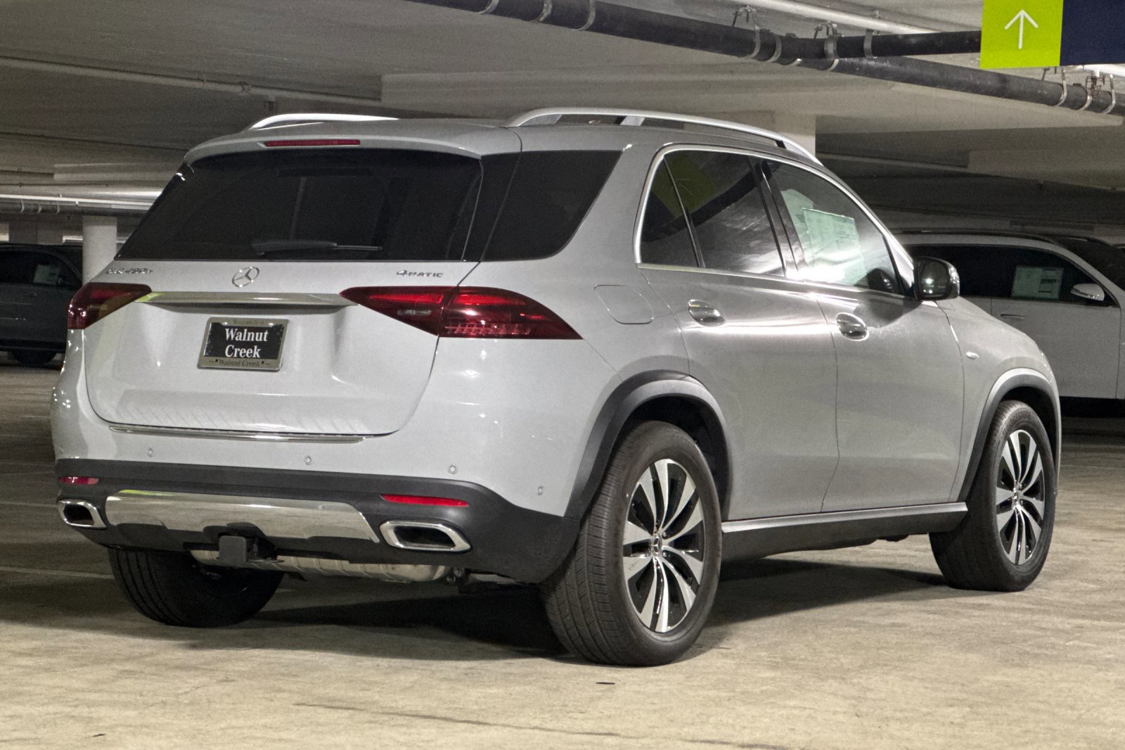 2025 Mercedes Benz GLE 450e 4MATIC photo 2