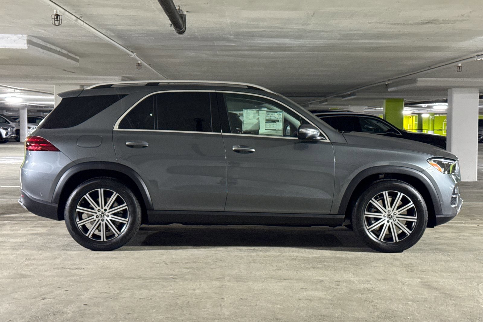 2026 Mercedes Benz GLE 450e 4MATIC photo 2