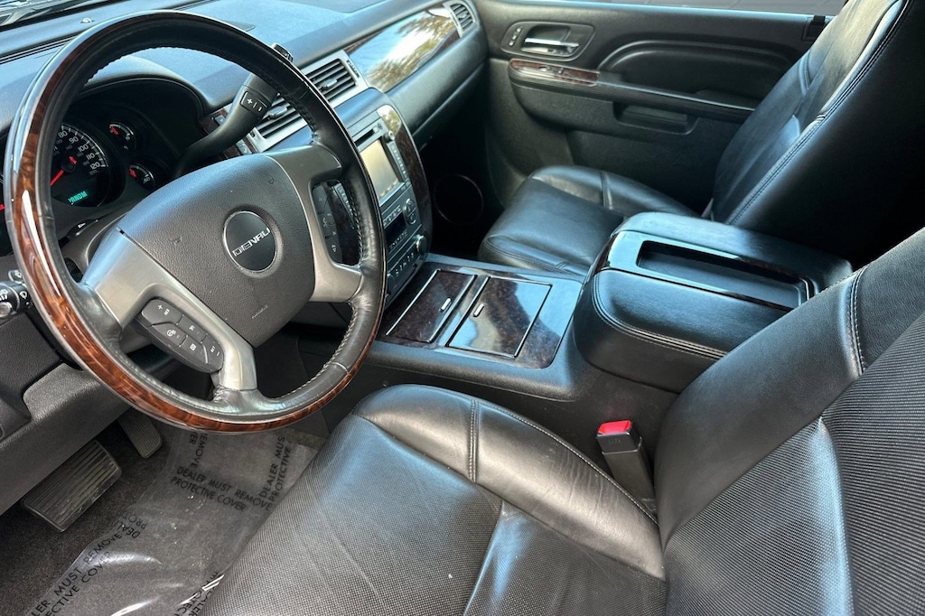 Used 2014 GMC Yukon XL AWD 4dr Denali SUV