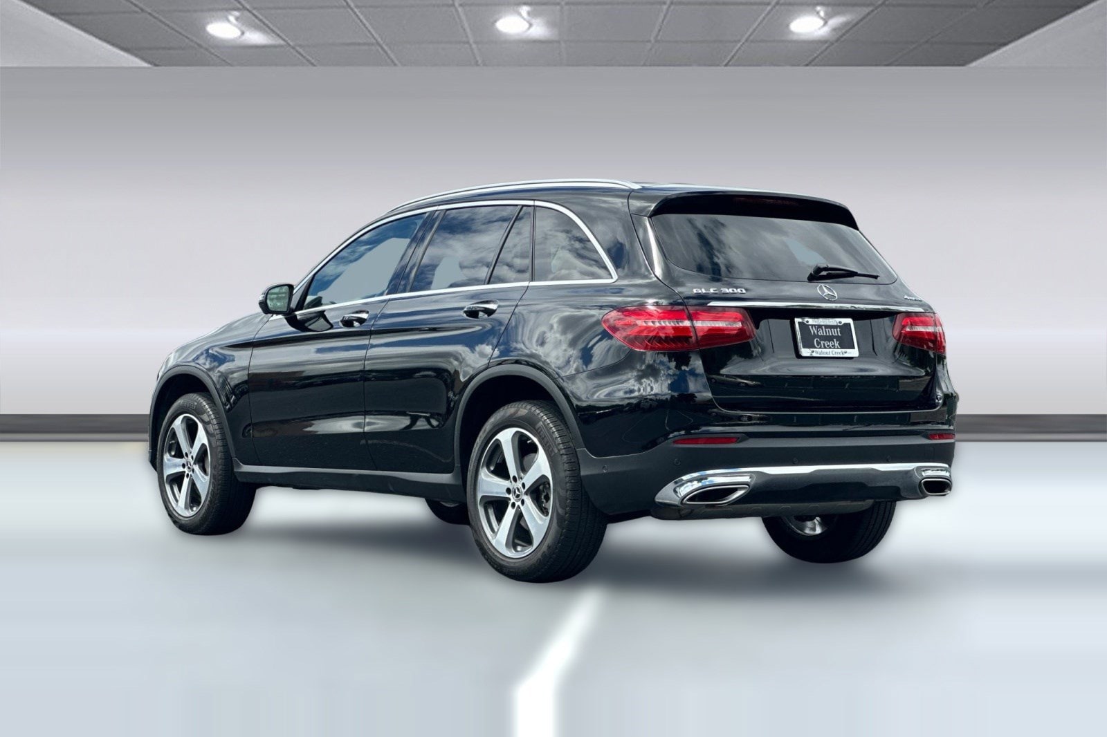 2019 Mercedes-Benz GLC 300 4MATIC SUV photo 2