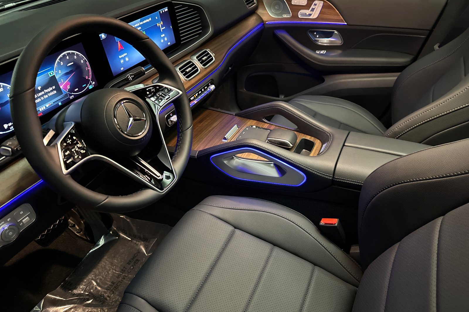 2026 Mercedes Benz GLE 350 4MATIC photo 3