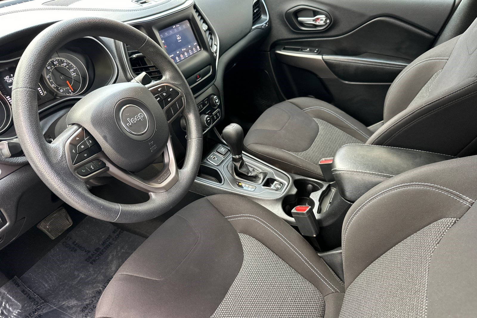 2019 Jeep Cherokee Latitude photo 3