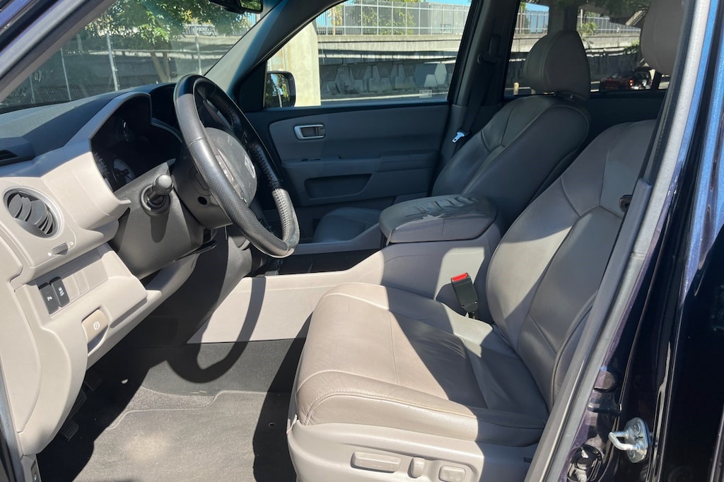Used 2012 Honda Pilot 4WD 4dr Touring w/RES & Navi SUV