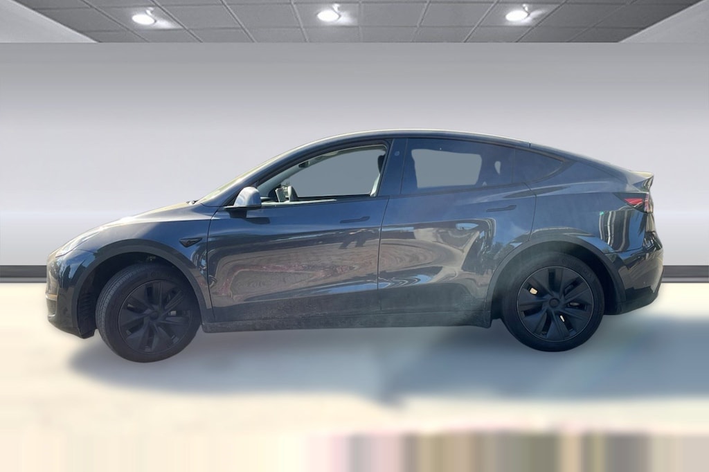 Used 2024 Tesla Model Y Long Range RWD SUV