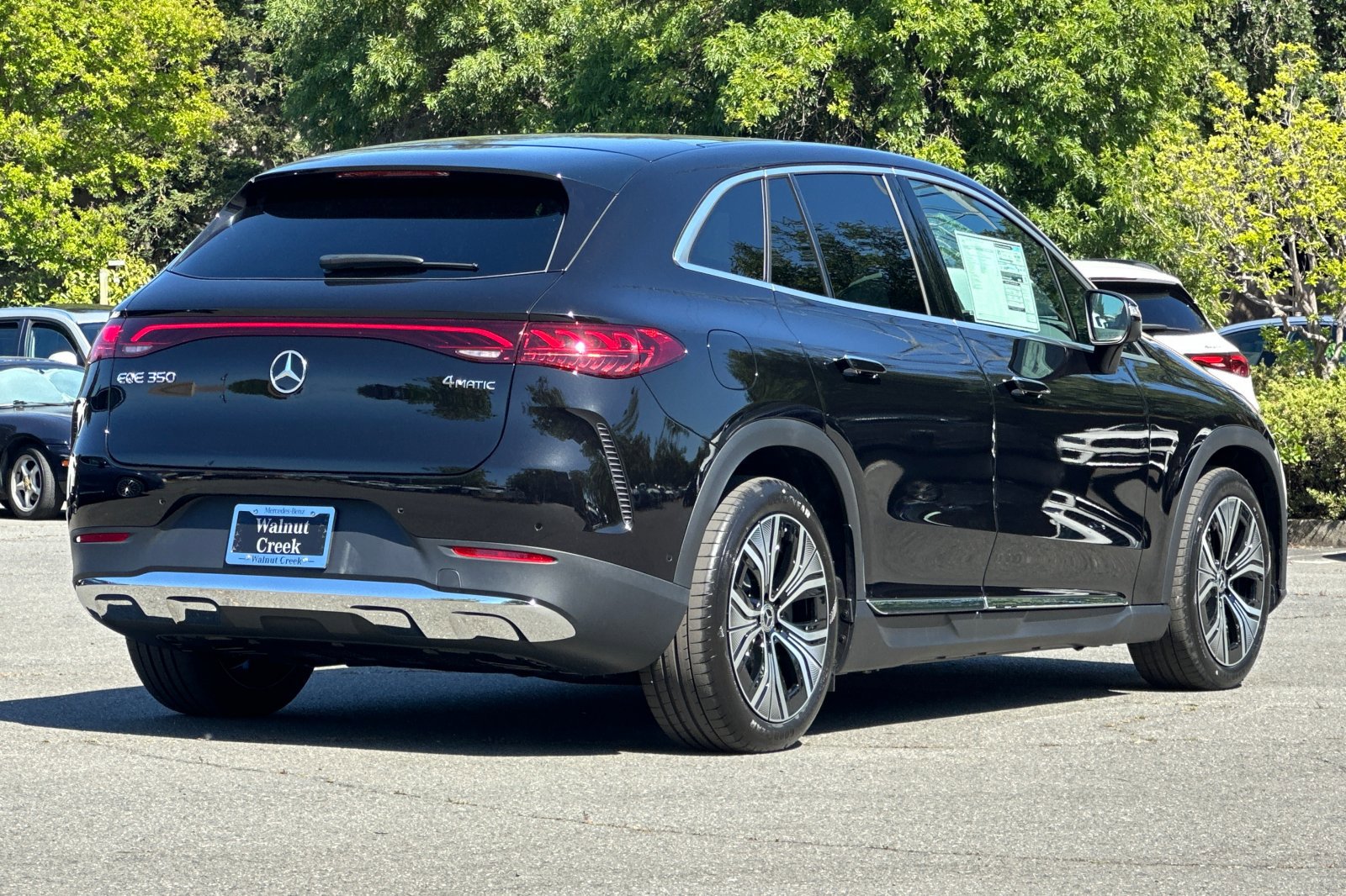 2025 Mercedes Benz EQE SUV 350 4MATIC photo 3