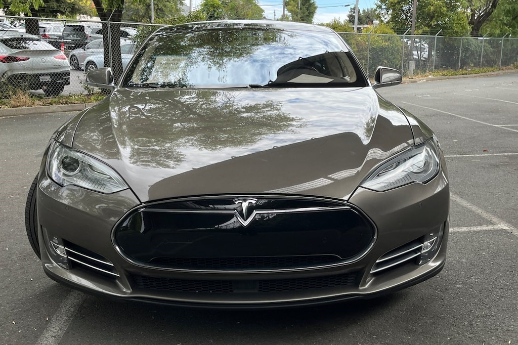 Used 2015 Tesla Model S 4dr Sdn AWD 85D Sedan