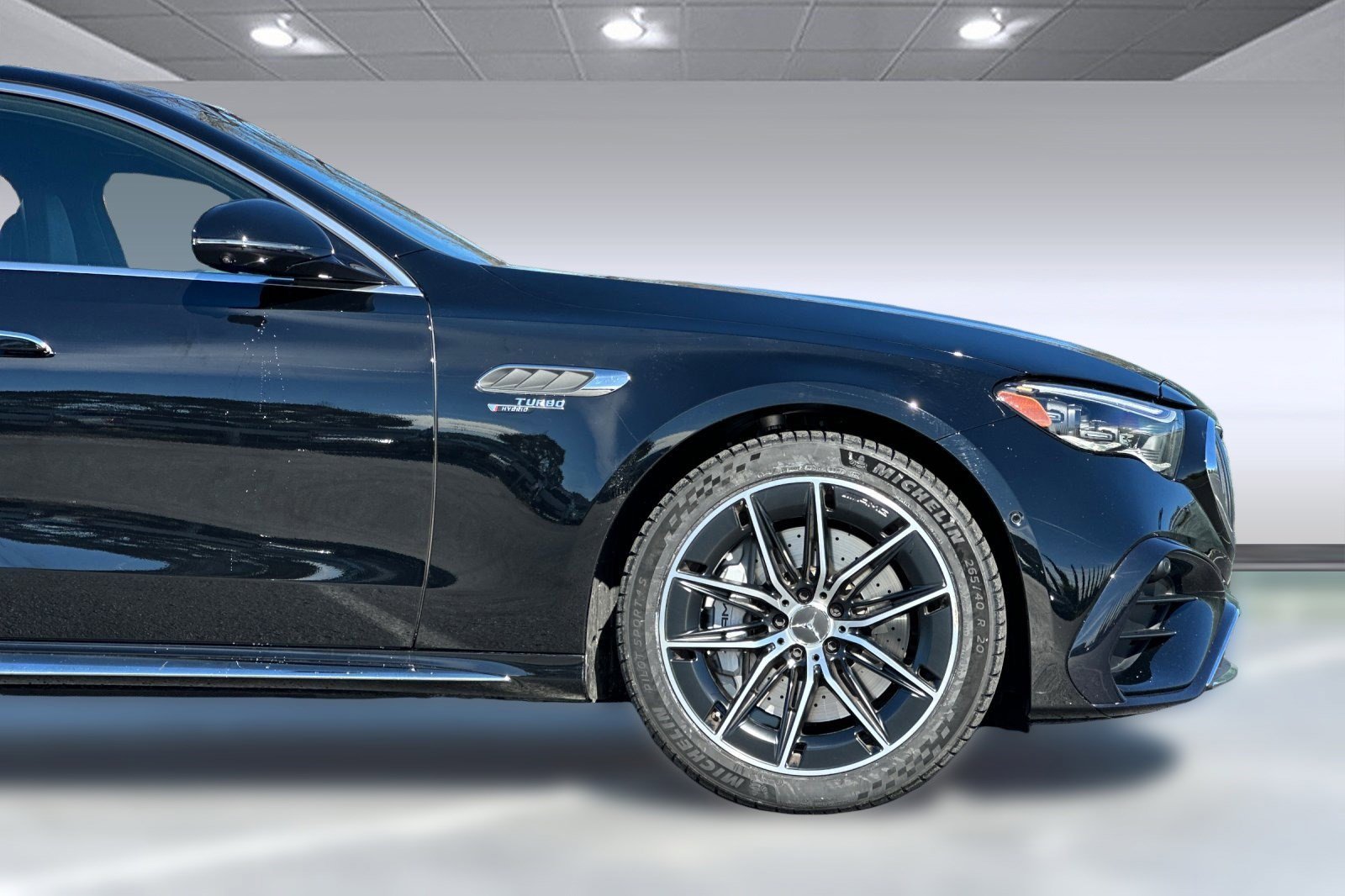 2025 Mercedes-Benz E-Class AMG E53 - Photo 35