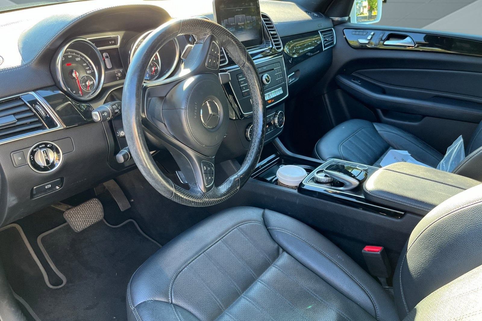 2019 Mercedes Benz GLS 450 4MATIC photo 3