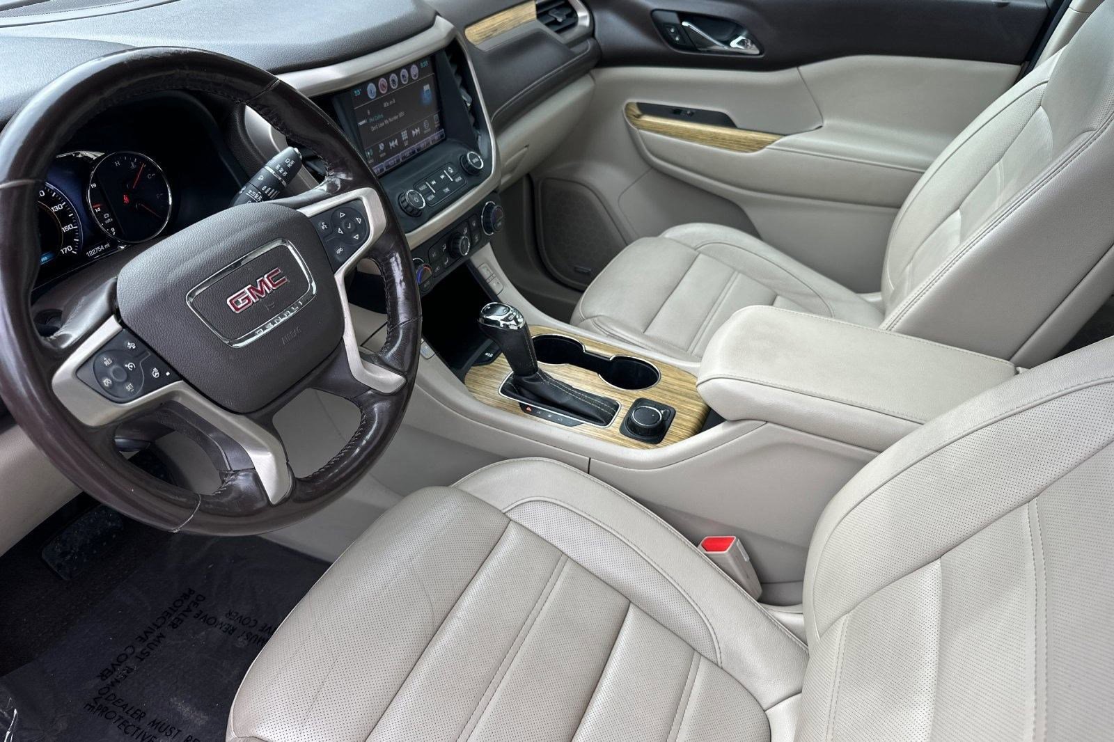 2018 Gmc Acadia Denali photo 3
