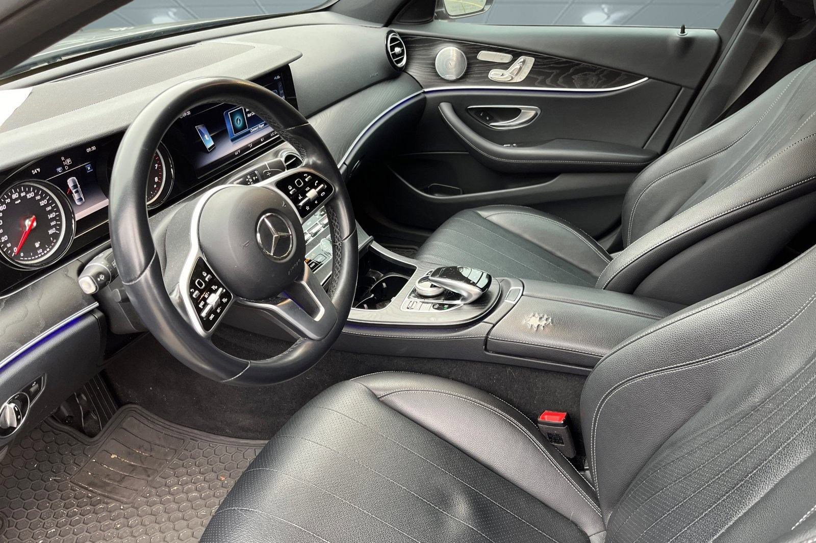 2019 Mercedes Benz E 450 4MATIC Sedan photo 3