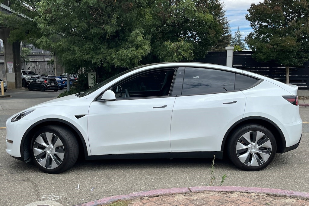 Used 2023 Tesla Model Y Long Range AWD SUV