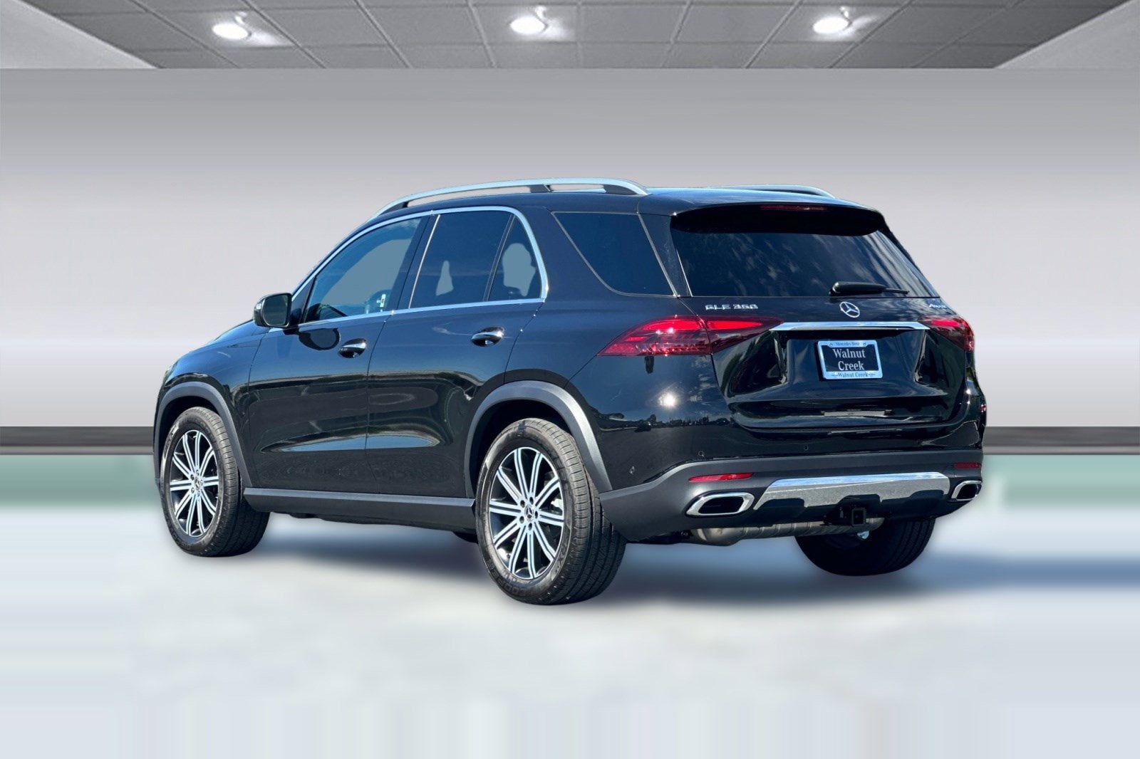 2026 Mercedes-Benz GLE 350 4MATIC SUV photo 2