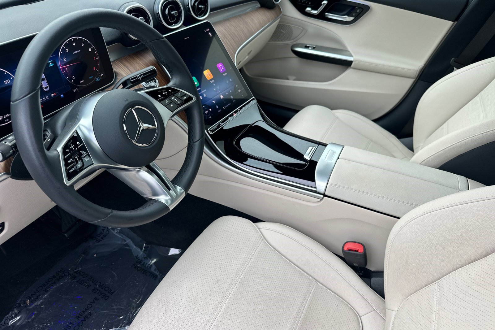 2025 Mercedes Benz C 300 Sedan photo 4