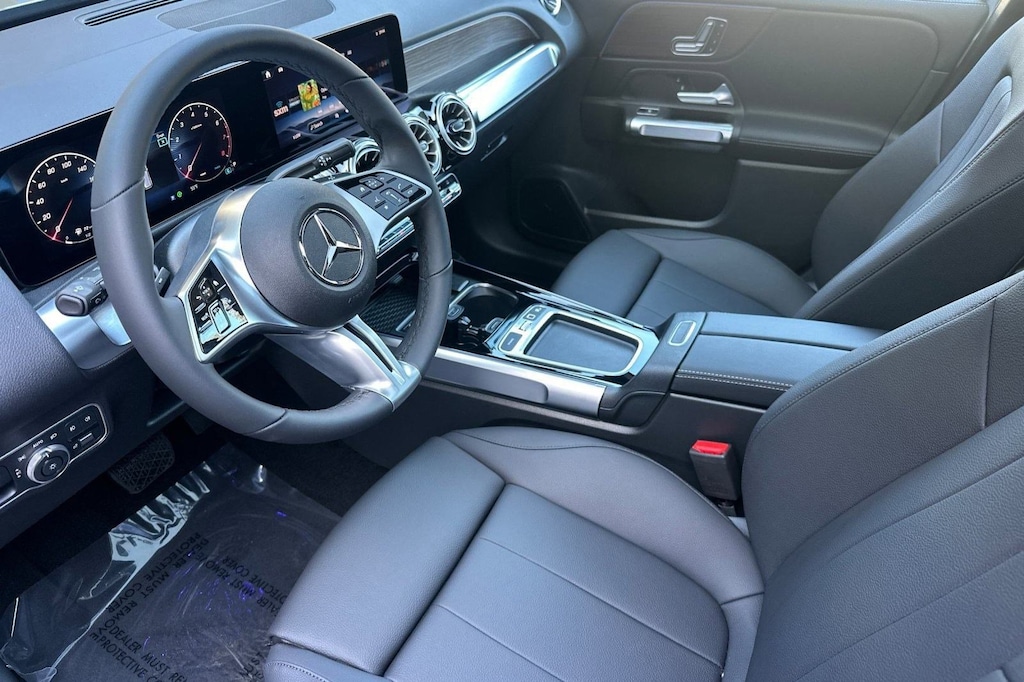 New 2026 Mercedes-Benz GLB 250 SUV