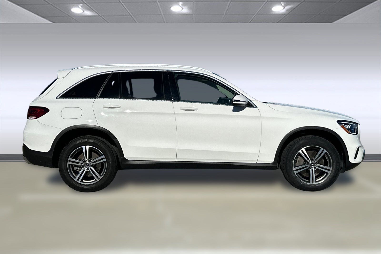 2020 Mercedes Benz GLC 300 4MATIC photo 2