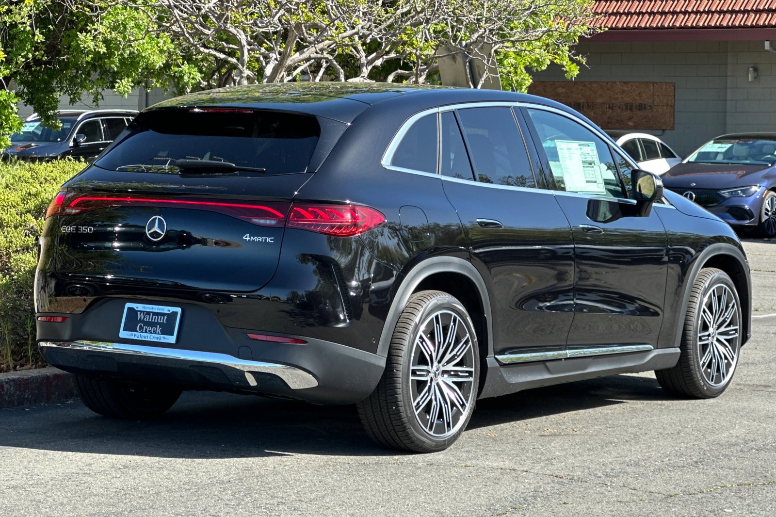 2025 Mercedes Benz EQE SUV 350 4MATIC photo 3