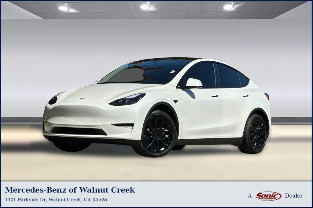 Used 2025 Tesla Model Y Long Range RWD *Ltd Avail* SUV