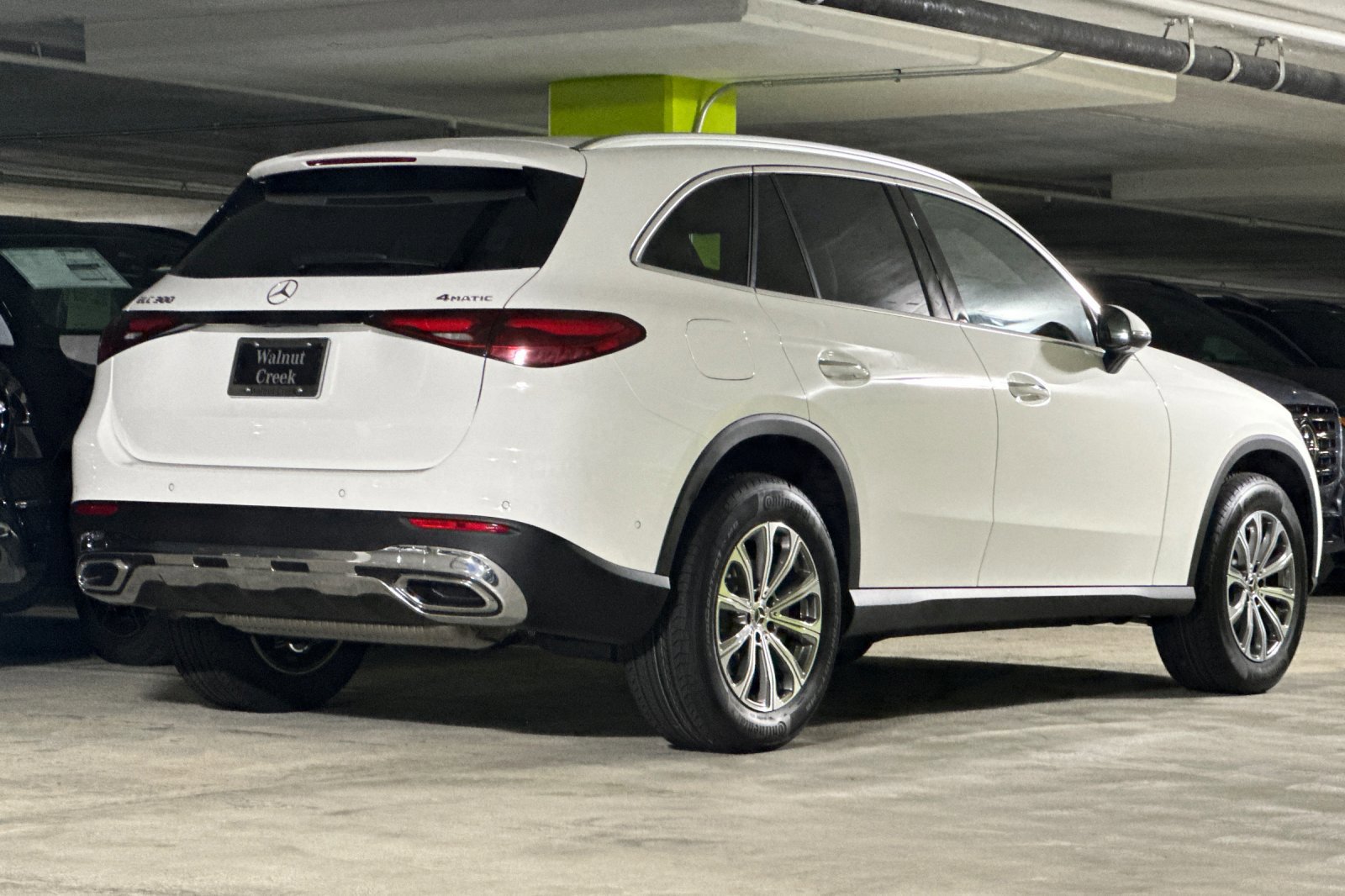 2026 Mercedes Benz GLC 300 4MATIC photo 3