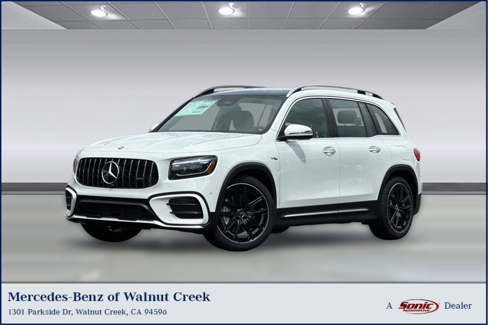 2026 Mercedes-Benz GLB GLB 35 AMG 4MATIC's photo