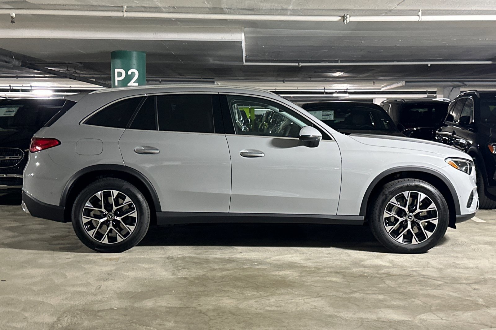 2026 Mercedes Benz GLC 350e 4MATIC photo 2