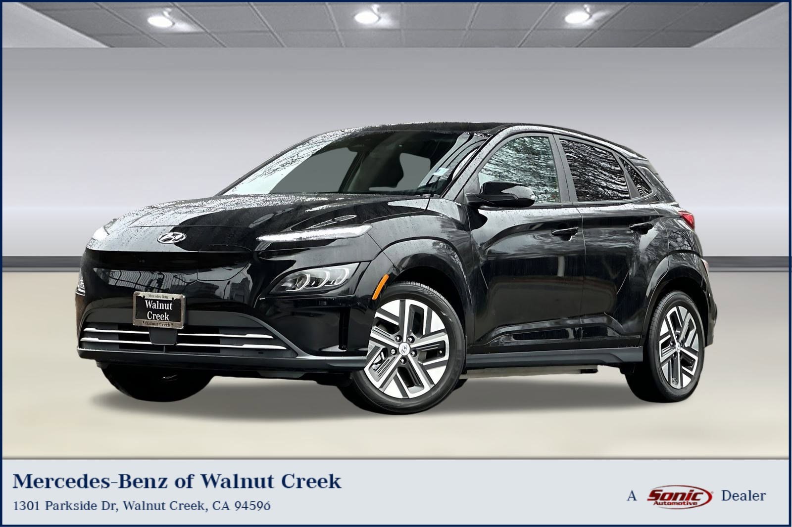 2023 Hyundai Kona EV Limited's photo