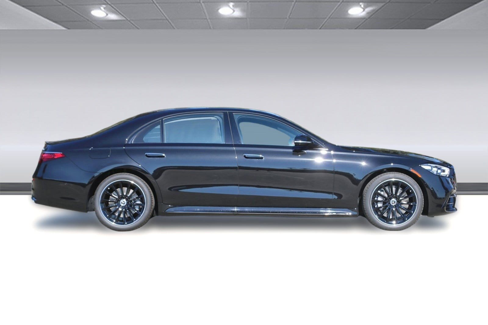 2023 Mercedes-Benz S-Class Coupe photo 4