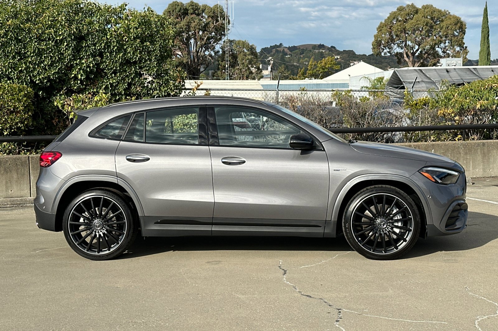 2025 Mercedes Benz GLA AMG 35 4MATIC photo 2
