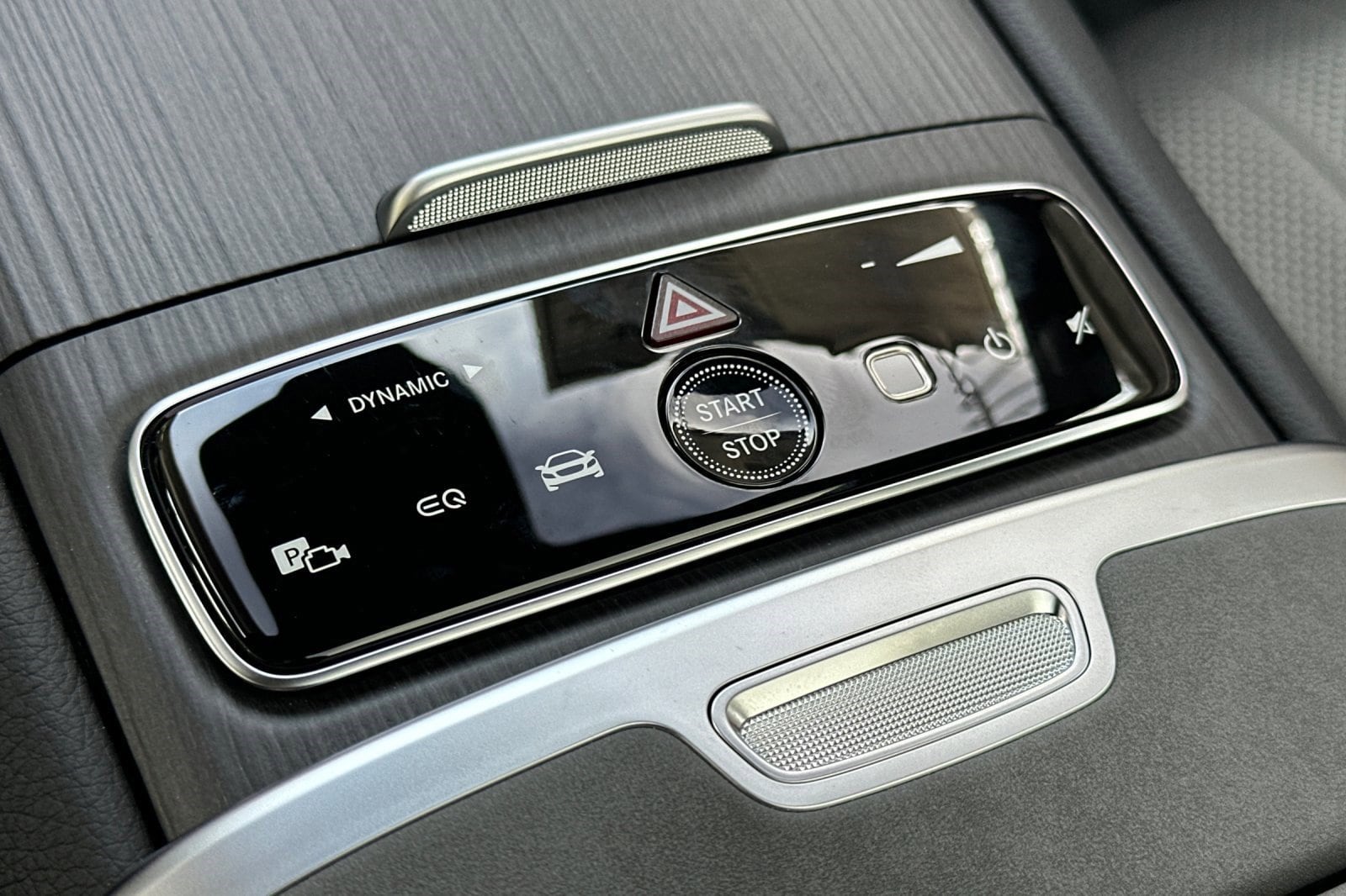 2026 Mercedes-Benz EQS Base | CarEdge | CarEdge