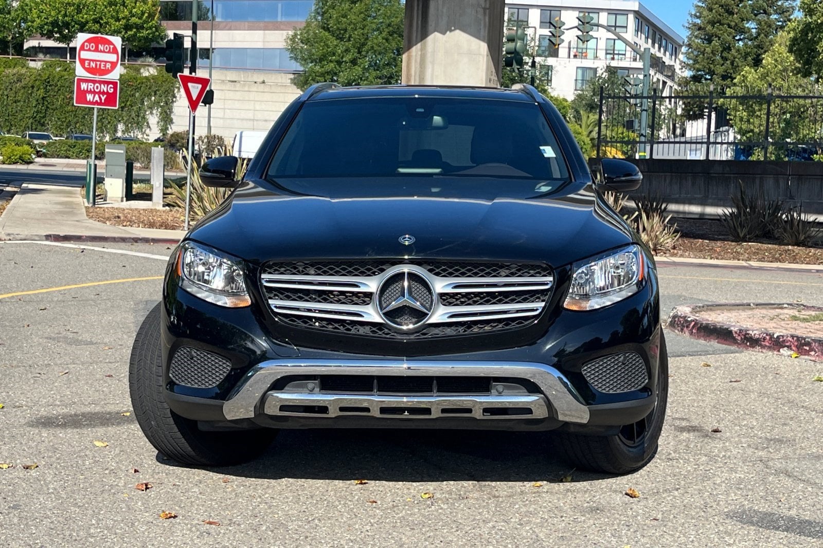 2018 Mercedes-Benz GLC 300 4MATIC SUV photo 4
