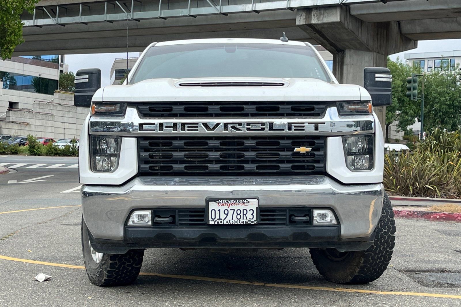2023 Chevrolet Silverado 2500HD LT photo 3