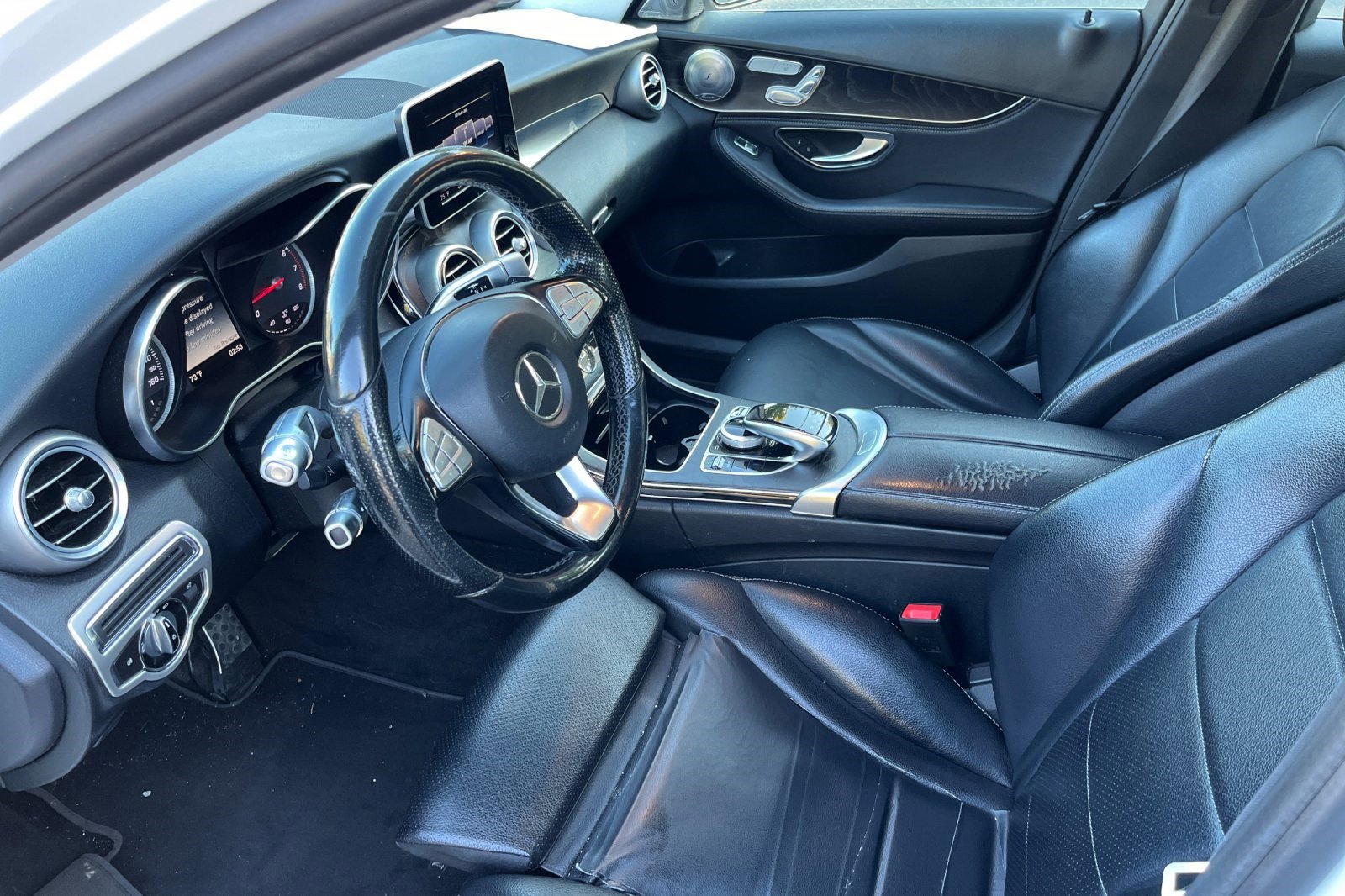 2015 Mercedes Benz C 300 4MATIC Sedan photo 3