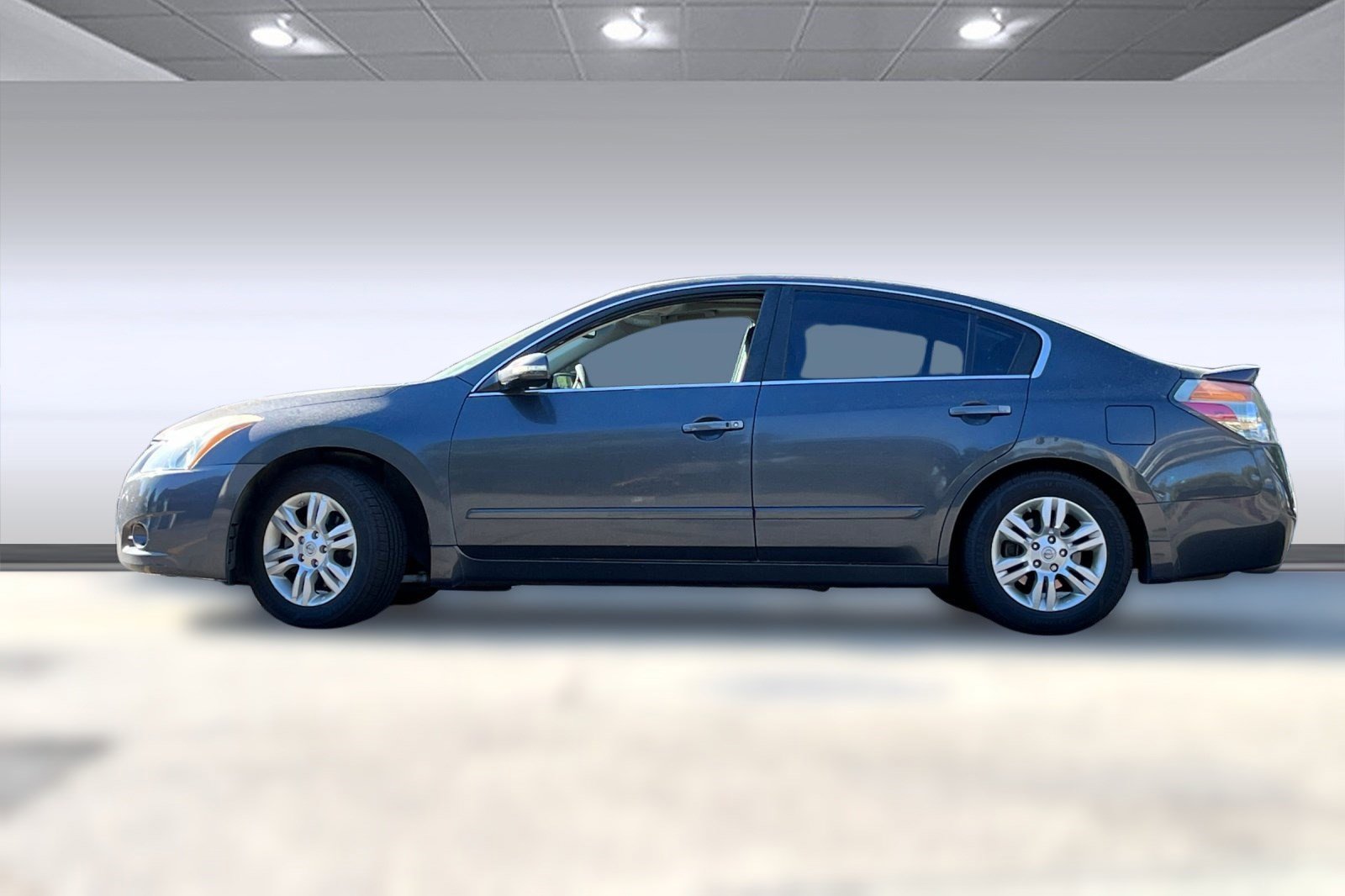 2012 Nissan Altima 2.5 SL photo 2