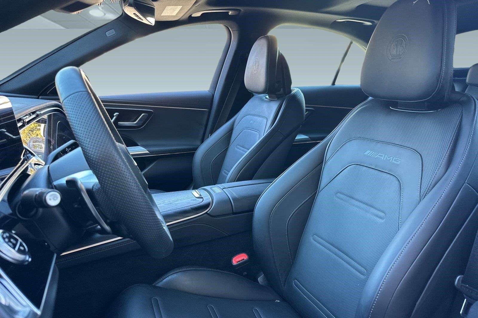 2025 Mercedes-Benz E-Class Coupe photo 4