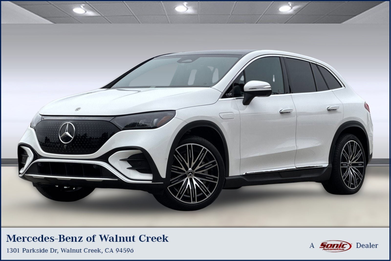 2023 Mercedes-Benz EQE SUV Base's photo