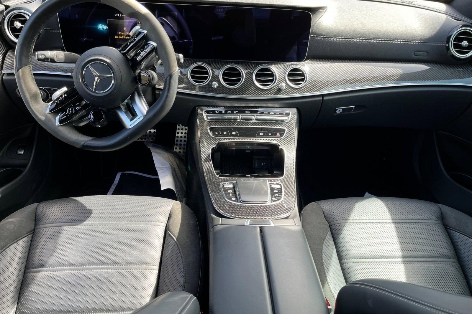 2022 Mercedes-Benz E-Class Coupe photo 6