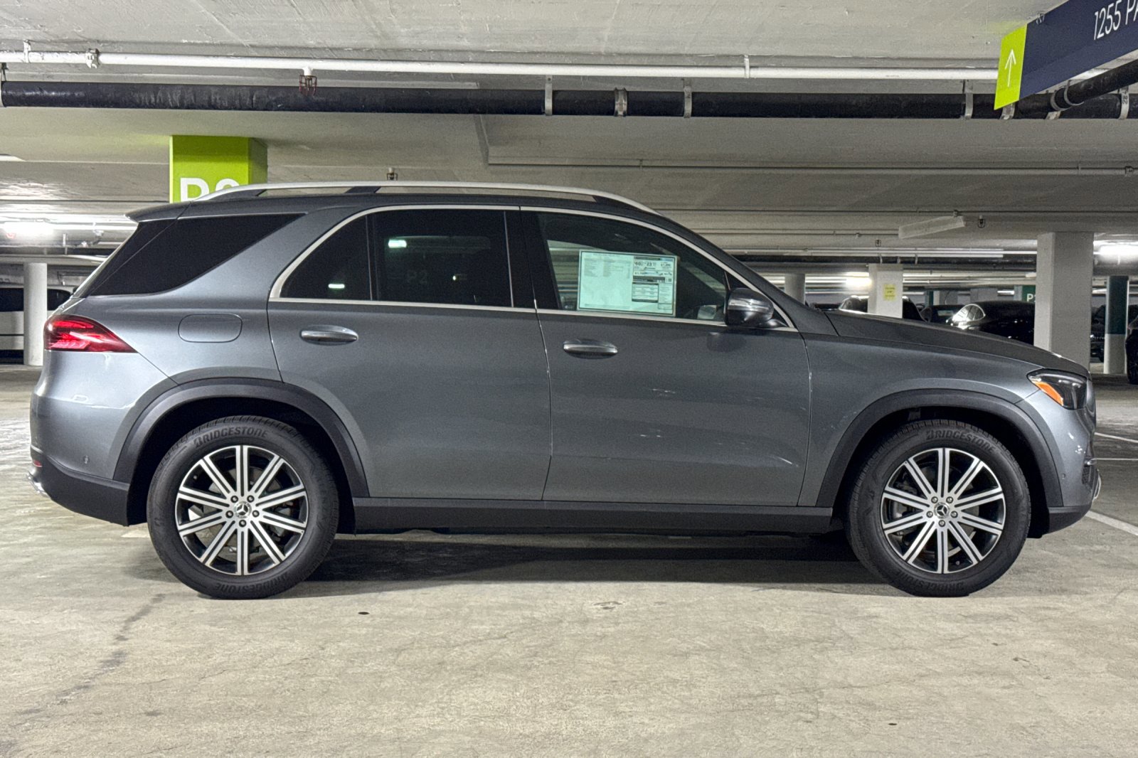 2025 Mercedes Benz GLE 450e 4MATIC photo 2