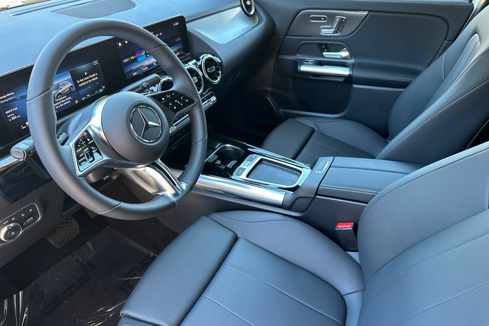 2026 Mercedes Benz GLA 250 photo 4