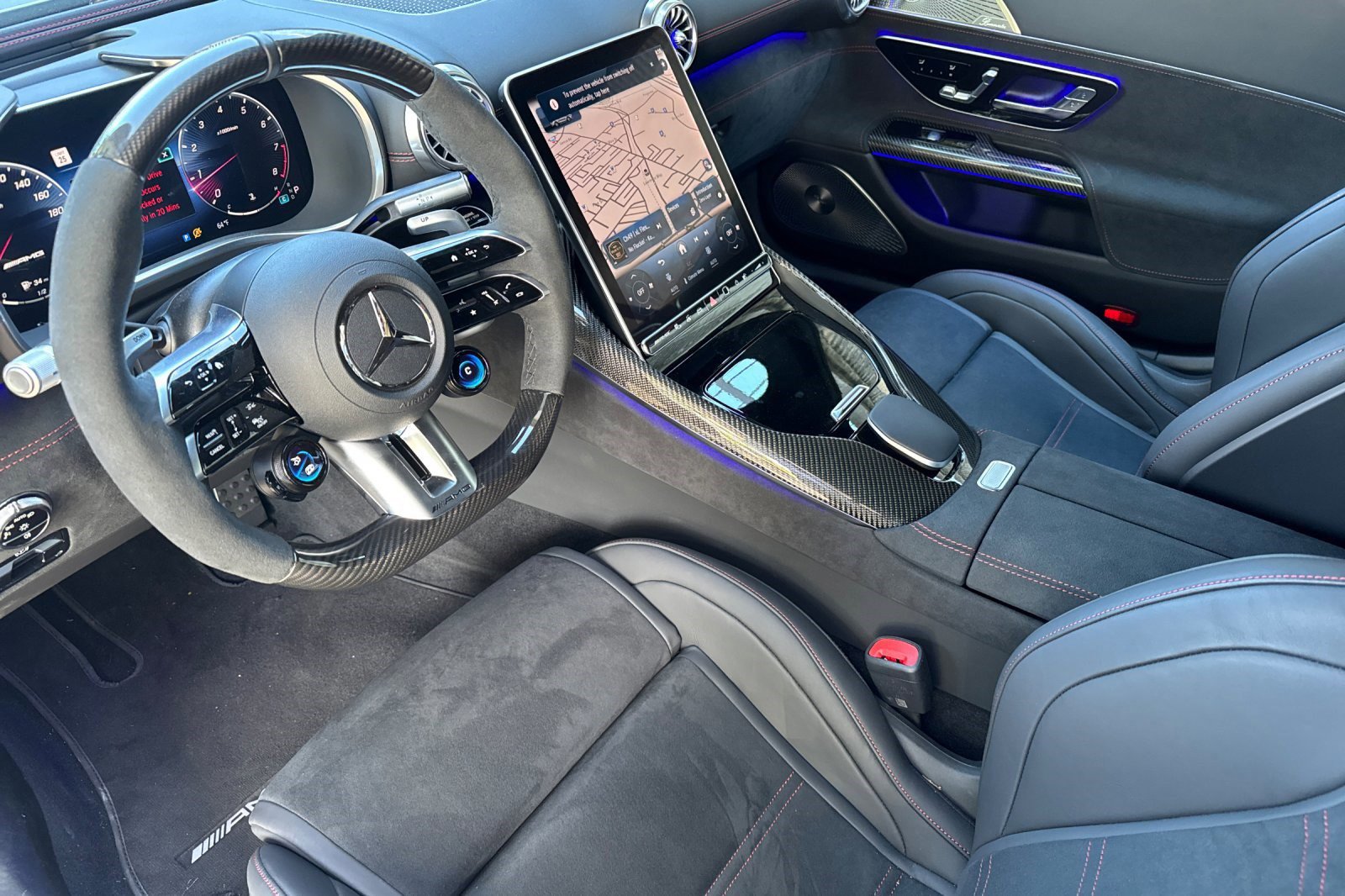 2024 Mercedes-Benz SL AMG  63 Roadster photo 4