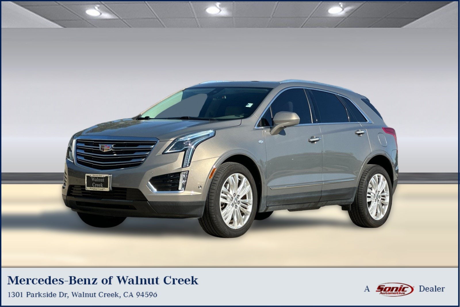 XT5 AWD 4dr Premium Luxury SUV